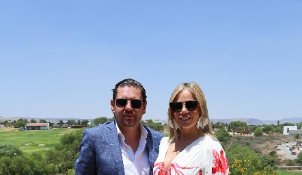  Gerardo Santoyo y Dulce García.