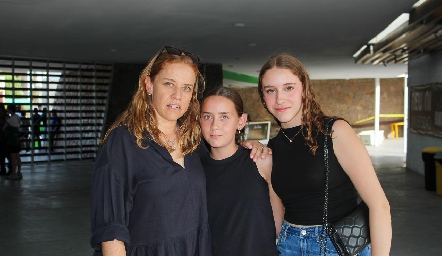  Mariana Torres, Paula Torres y Sofía Torre.