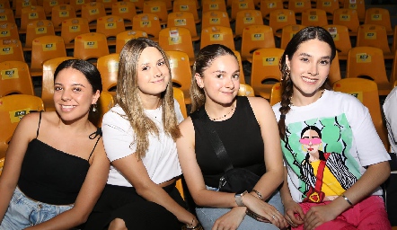  Selene Rosales, Valeria Ramos, Daniela Oriozola y Camila Garza.