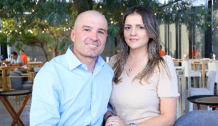  Alberto Borjas y Laura Fabela.