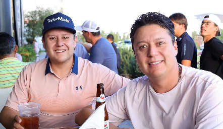  Mauricio Ávila y Hugo Ávila.