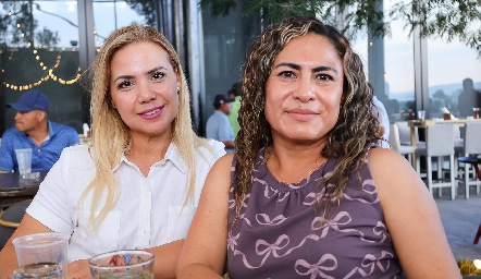  Fernanda la Vara y Faustina Trujillo.