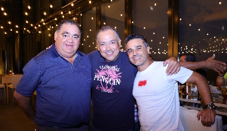  Pancho Duque, Ricardo Gutiérrez y Cristóbal.