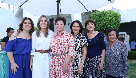  Cristina Galán, Gabriela Berrón, Pilar Labastida, Vicky Fernández, Juana Perogordo y Guadalupe Perogordo.