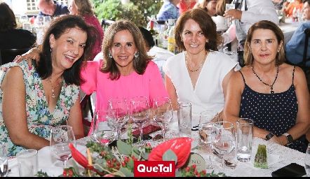  Tere Ramírez, Martha del Río, Claudia Canales y Maite Bustindui.