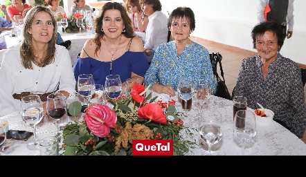  Gaby Berrón, Cristina Galán, Teresa Perogordo y Guadalupe Perogordo.