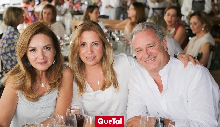  Rocío Mexicano, Vero Aguirre y Enrique Minondo.