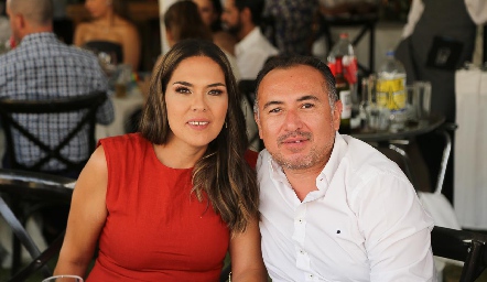  Pilar Allende y Christian Barbosa.