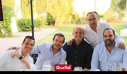  Sergio Zapata, Juan Carlos de la  Rosa, Jesús Vázquez,  Christian Esqueda y Federico Arredondo.