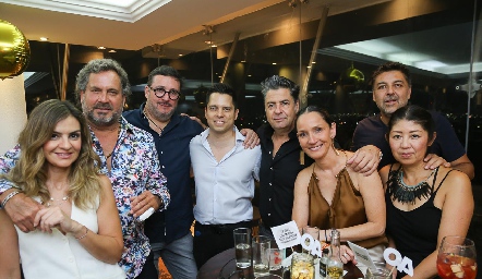  40 Henry’s Party.