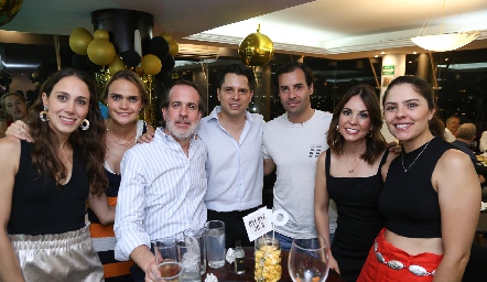  Begoña del Valle, Miriam García, Herbert Trampe, Enrique Garza, Fernando López, Montse Gallegos y Claudia Miranda.
