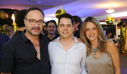  Eduardo Ramos, Enrique Garza y Priscila González s.