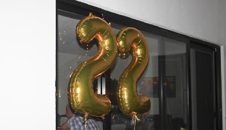  22 años.