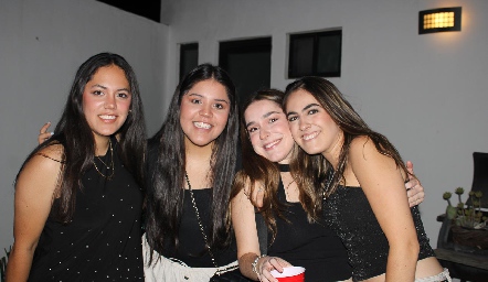  Arantza Torres, Ana Torres, Montse Humara y Fer García.