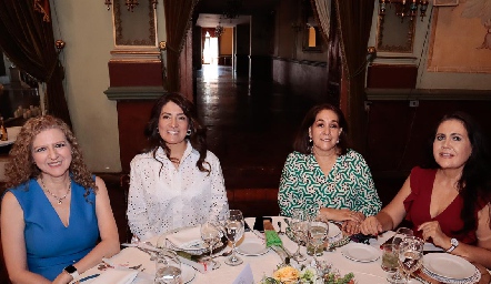  Cora Elizabeth Sánchez, Ana Luisa Martínez, Tere Viramontes y Ana Fonte.