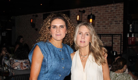  Berenice Díaz infante y Vero Berrón.