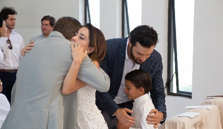  PRIMERA COMUNIÓN DE EMILIA Y JUAN CARLOS FERES.