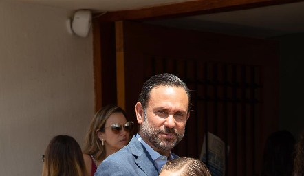  PRIMERA COMUNIÓN DE EMILIA Y JUAN CARLOS FERES.