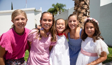  Primas Abud, Elena, Hanny, Álika, Rania y Emilia.