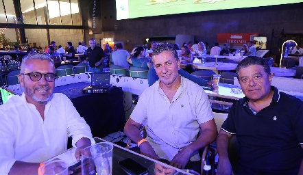  Gilberto Cárdenas, Ricardo Garcín y Luis Fonseca.
