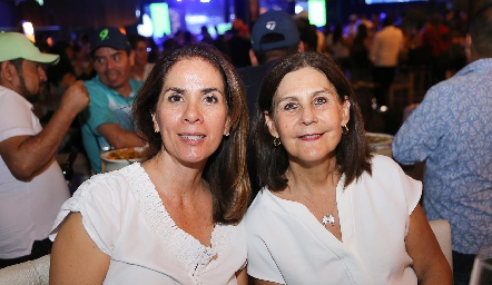  Gabriela Aranda y Luchi Castelo.