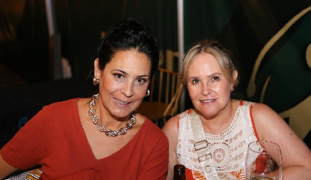  Ana Luisa Lujambio e Ingrid Pérez.