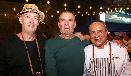  Paco Artolózaga, Rafa Flores y Gustavo Rodríguez.