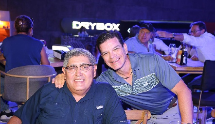  Sergio Ambriz y Víctor Ortiz.