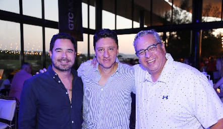  Erick Santos, Fernando Cerda y Luis Miguel Sánchez.