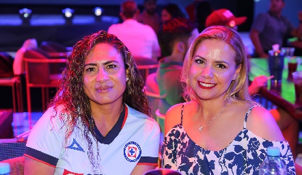  Faustina Trujillo y Fernanda de la Vara.