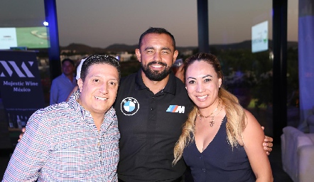  Arturo Coronado, Julio Juchiat y Sofía Ruiz.