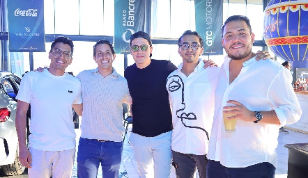  Axel Tello, Andrés Chávez, Alex Chávez, Azael y Andrés RodrÍguez.