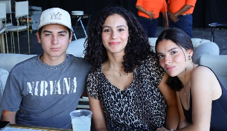  Francisco Salazar, Marce Alfonso y María José Mitre.