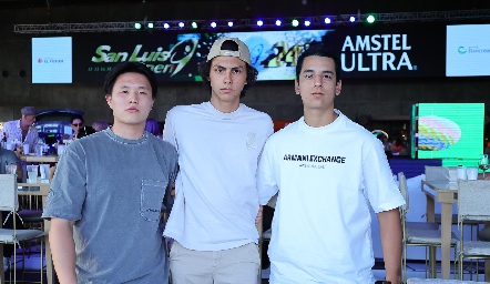  Hyun,  Juan Pablo Compean y Pedro Esparza.