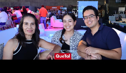  Hortencia Saucedo, Sara Payán y Alejandro Payán.