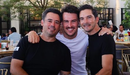  Alejandro Cárdenas, Alfonso Anaya y Axel Morfin.