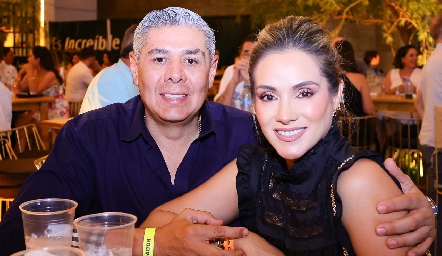  Miguel Curie y Paulina Flores.