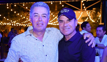  Jaime Navarro y Armando Díaz.