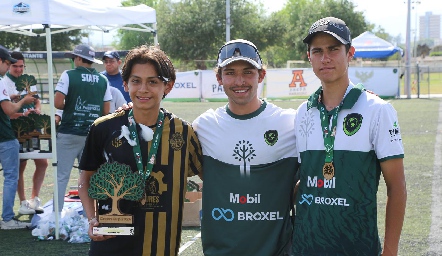  Santiago Guevara, Daniel Carreras y Mauricio Galván.