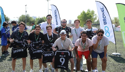  Equipo Brown.