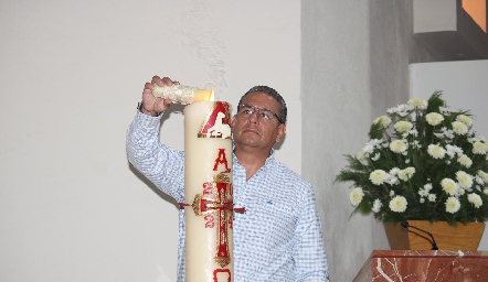 Arturo Cepeda.