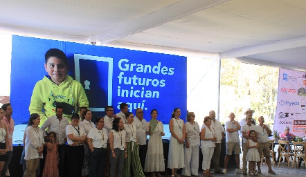  Patronato del Club de Niños y Niñas.