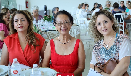  Rocío García, Norma Cárdenas y Mari Carmen González.