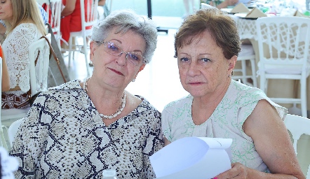  Montserrat Montaña y Elva Garza.