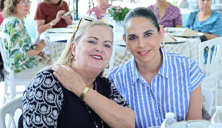  Roxana Dent y Malu Espinosa.