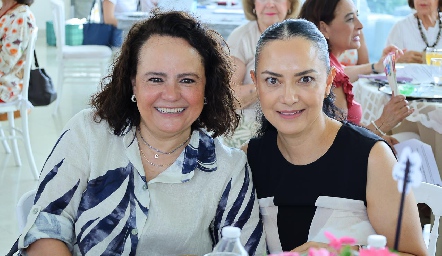  Coco Leos y Carla Ruiz.