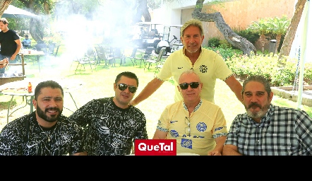 Alejandro Chalita, Micky Chalita, Luis Alberto Salvatierra, Adrián Naya y Humberto Rodríguez.
