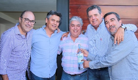  Lalo Nieto, Manuel Zacarías, Gerardo Córdova, Carlos Malo y Gerardo Galván.