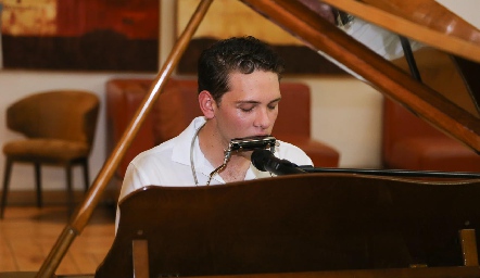  Mario González.