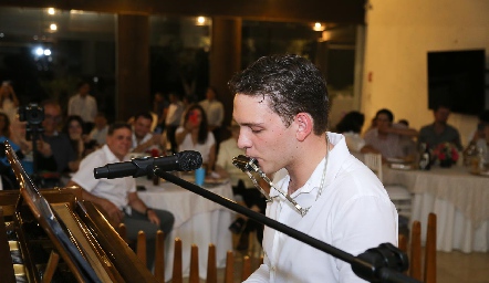  Mario González.